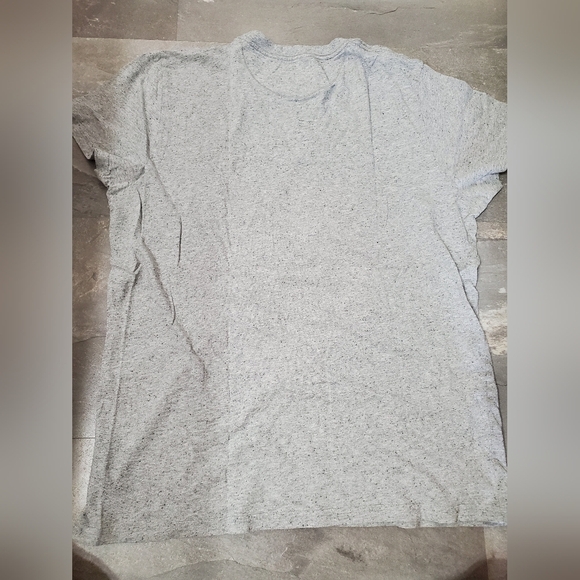 Tentree Short Sleeves Top. T-Shirt. Light Heatheted Grey With Black Dots. Men XL - Picture 7 of 7